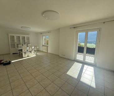 St-Imier, beautiful 4.5 room apartment on the upper floor with balcony - Photo 1