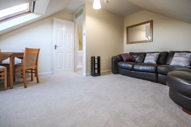 Richmond Park Road, Charminster - Photo 1