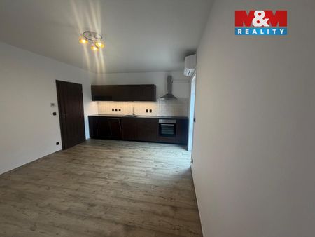 Pronájem bytu 1+kk a garsoniéry 26 m², Žižkova brána 528, Kutná Hora - Photo 3