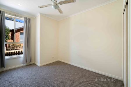 1/4 Castle Court, Ballarat East - Photo 3