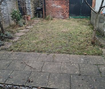 3 Bed Terraced House, Halesworth Road, S13 - Photo 3