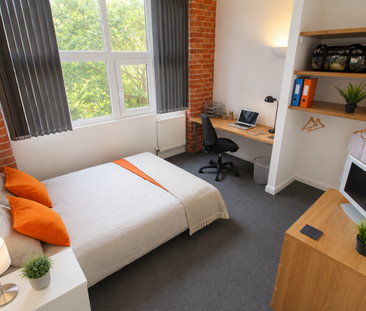1 bedroom in a house share to rent - Photo 3