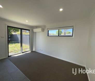 Cosy, Brand New Unit - Photo 1