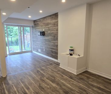 For Lease - 1226 Duignan (Lower) Crescent, Milton, Ontario - Photo 5