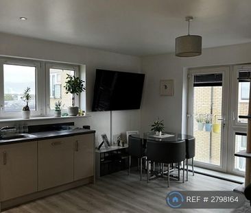 2 bedroom flat to rent - Photo 2