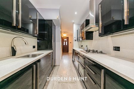 Grenfell Avenue, Hornchurch - Photo 5