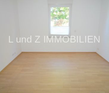 ** Außergewöhnliche helle und großzügige 2,5 - Zimmer Terrassenwohn... - Photo 6