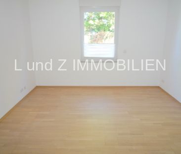 ** Außergewöhnliche helle und großzügige 2,5 - Zimmer Terrassenwohn... - Photo 5