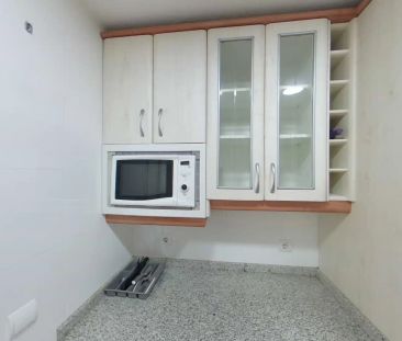 Piso de alquiler en Calle de Navas del Rey, Puerta del Ángel - Photo 1