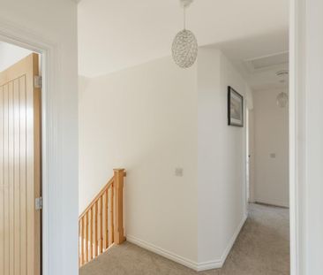 4 bedroom detached house to rent - Photo 1