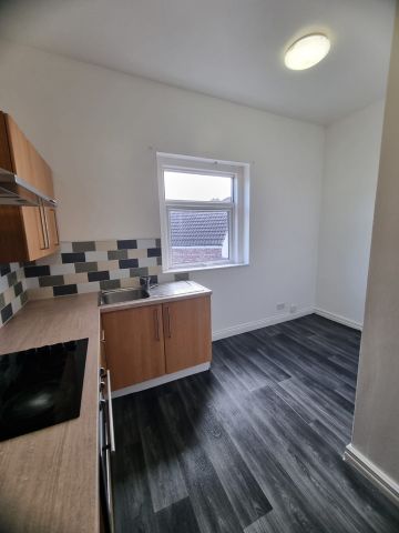 2 Bed Flat, New Ferry Road, CH62 - Photo 5