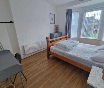 34 Portstewart Road, Portrush, BT56 8EQ - Photo 4