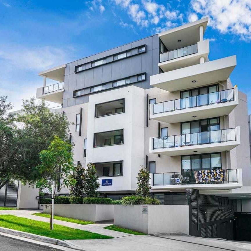 Modern One Bedroom Unit - Photo 1