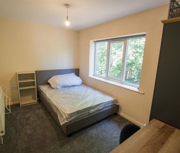 Grimthorpe Place, Headingley, LS6 3JT, Leeds - Photo 5