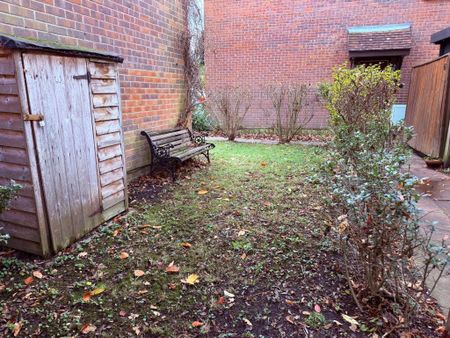 1 bedroom terraced house to rent - Photo 2