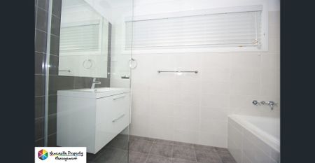 Modern Living, Perfect Location - Photo 3