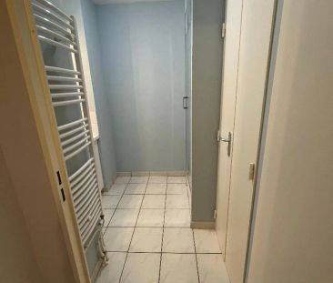 Appartement à louer 2 pièces 46m² - Photo 4