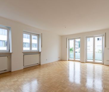 Lichtdurchflutete 2-Zimmer-Wohnung mit Balkon - Photo 2