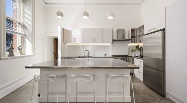 Historic Luxury Rental – Wellington Central - Photo 1