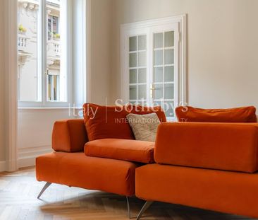 Elegante appartamento ristrutturato in palazzo d'epoca - Photo 1