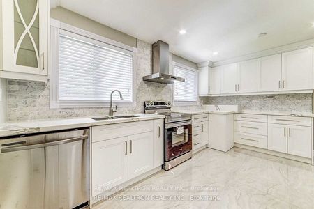 For Lease - 39 Aveline Crescent Unit# Main, Toronto, Ontario - Photo 3