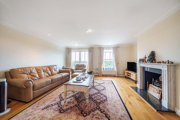 4 bedroom townhouse to rent - Photo 1