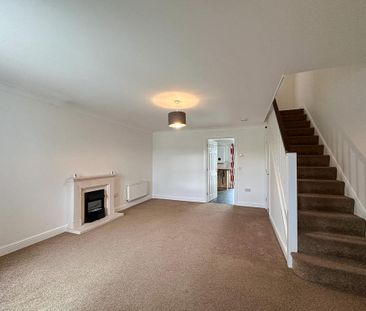 3 bedroom terraced house to rent - Photo 2