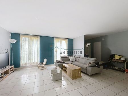 Location Maison 5 pièces 119m² - Photo 2
