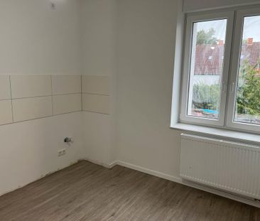 Kernsanierte und bezugsfreie Mietwohnung in Herten - Photo 1