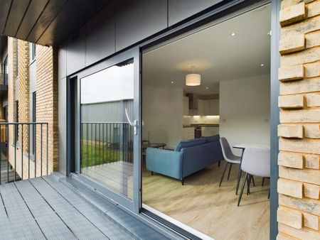 1 bedroom flat to rent - Photo 4