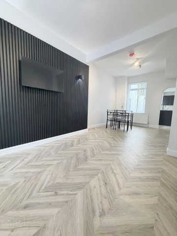 44 Enfield Street, BT133DH, Belfast - Photo 2