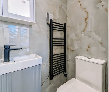 Studio Flat, Blenheim Mansions, SW2 - Photo 3