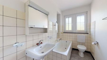 Attention! Your new home in Biel - Photo 3