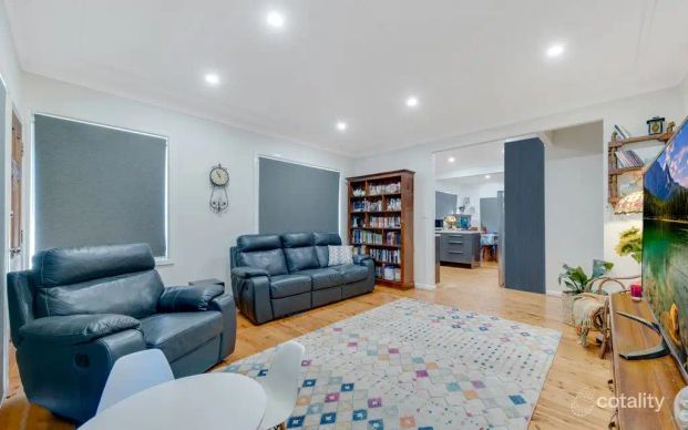 “Fourbedroom House For Rent at campbelltown” - Photo 1