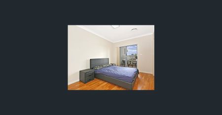 MODERN FOUR BEDROOM DUPLEX - Photo 4