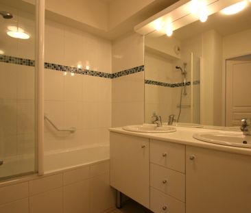 Location Appartement 3 pièces 70m² ANNECY 74370 - Photo 6