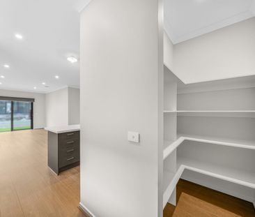 Brand New 4-Bedroom Home in Prime Mickleham Location! - Photo 1