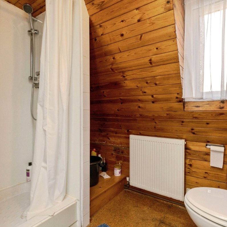 1 bedroom property to rent - Photo 1