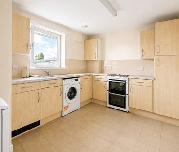 Cherry Hinton Road, Cambridge - Photo 5