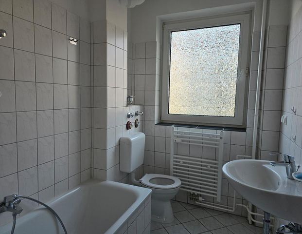 Großzügige 3-Zimmer-Wohnung mit ca. 64,06m² Wohnfläche und Loggia - Photo 1