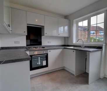 3 bedroom detached house to rent - Photo 3