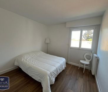 Location Appartement 3 pièces 72m² LA ROCHELLE 17000 - Photo 5