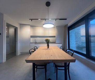 Appartement te huur - Foto 2