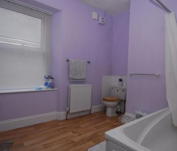 6 bedroom house to rent - Photo 3