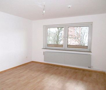 + 3 Zimmer mit Balkon + - Photo 3