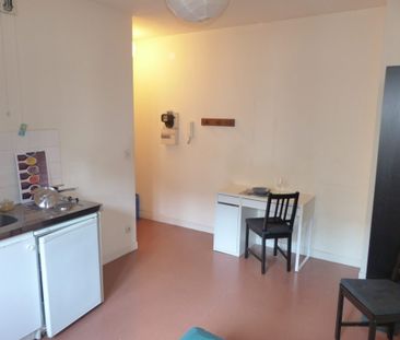 Location Appartement 1 pièce 17m² GRENOBLE 38000 - Photo 1