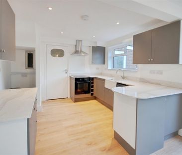 The Turnstones, Watford - Photo 3