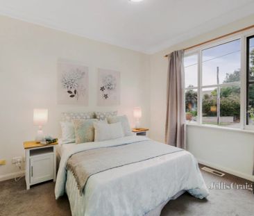 1/12 Hirst Street, Blackburn, Melbourne - Photo 6