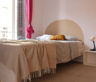 Carrer de Xifré, Barcelona, Catalonia 08026 - Photo 2