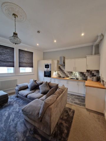 2 Bed Flat, St Nicholas St, BS1 - Photo 3